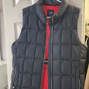 Gap puffy vest